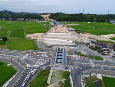 大和建設株式会社 平成29年　鳥取西道路鳥取西IC第５改良